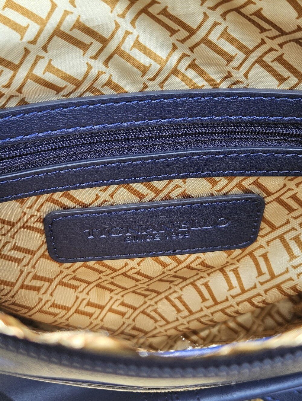 Tiganello Blue Leather Crossbody Bag - Picture 6 of 8